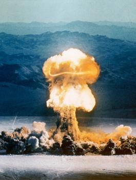 اندلاع حرب نووية بين اميركا وروسيا