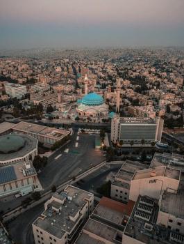 الوفيات والاصابات بكورونا في الاردن