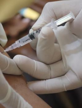 صفقة لقاحات فايزر