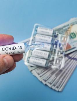 شركة تنمنح موظفيها 100 دولار مقابل التطعيم