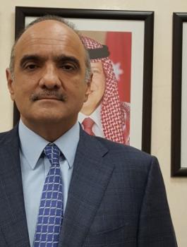 بشر.jpg