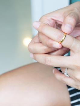 تغير شكل الاصابع والمرض الخطير