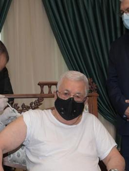 الرئيس عباس ولقاح كورونا