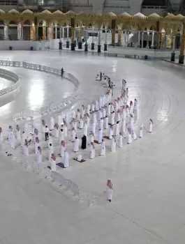 السعودية والحج وفيروس كورونا