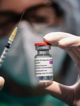 التطعيم ضد فيروس كورونا