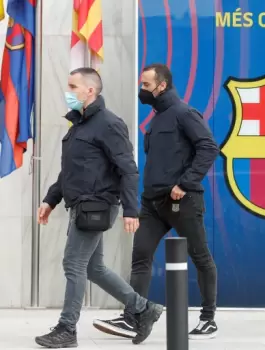 الشرطة الاسبانية ومقر برشلونة