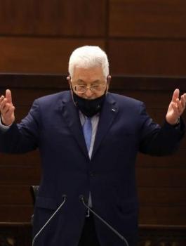 حماس والقيادة الفلسطينية