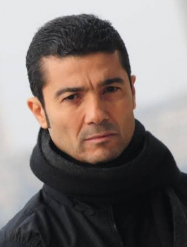 الفنان المصري خالد النبوي