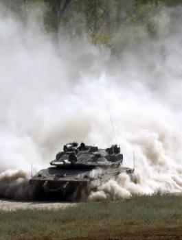 تدريبات عسكرية اسرائيلية في منطقة غلاف غزة