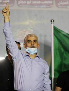 يحيى السنوار واطلاق الصواريخ على اسرائيل