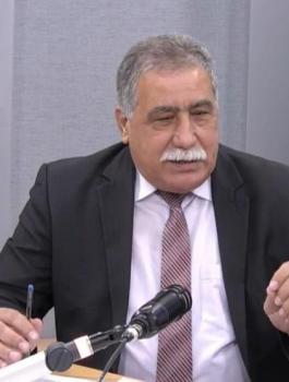 نقيب الاطباء