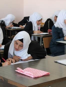 العودة الى المدراس في فلسطين