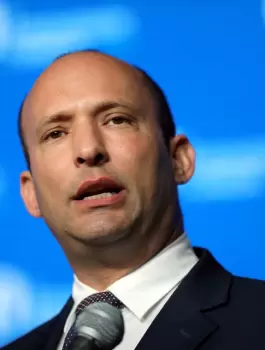 زعيم انجيلي ونفتالي بنيت