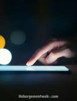 واتساب والدردشة