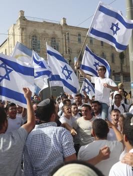 اسرائيل ومسيرة الاعلام في القدس