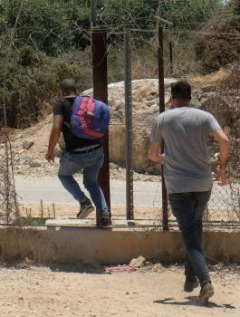 اعتقال عمال في جنين