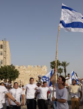 مسيرة الاعلام في القدس