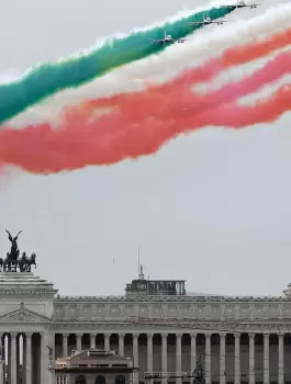 الامارات والقوات الايطالية