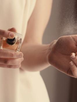 الافتاء المصرية وعطر النساء