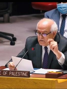 السفير منصور