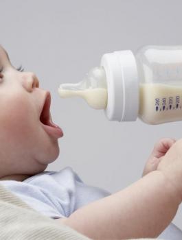 عراقي يقتل حفيده بالمخدرات والكحول