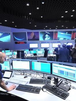 Views_in_the_Main_Control_Room_12052189474.jpg