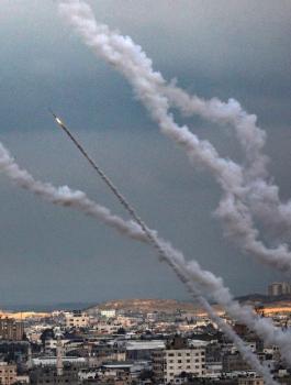 اسرائيل واطلاق صواريخ على القدس