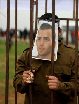 اسرائيل وتبادل معتقلين مع غزة