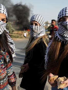 الكوفية لفلسطينية