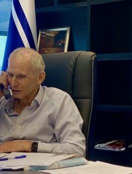 وزير الامن الاسرائيلي والسلطة الفلسطينية