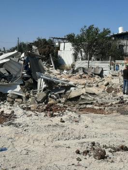 هدم في حارس