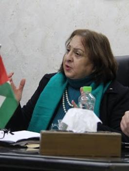 وزيرة الصحة