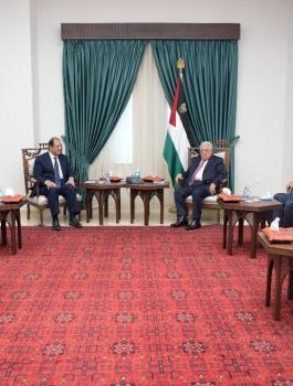 عباس والمخابرات المصرية