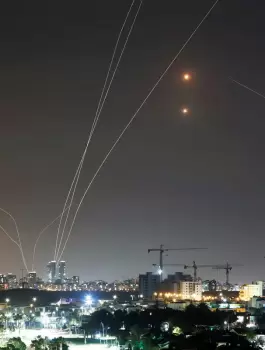 اطلاق صواريخ من قطاع غزة