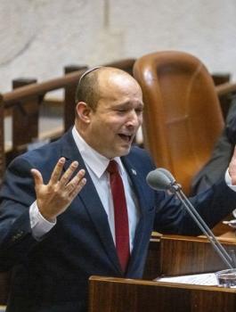 نفتالي بنيت