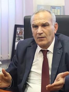 وزير الاتصالات
