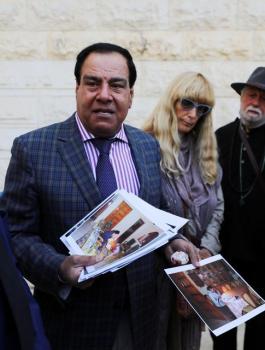 طبيب فلسطيني