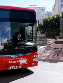 تأسيس شركة نقل عام حديثة