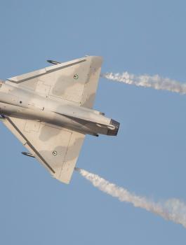 الامارات وطائرات الرافال