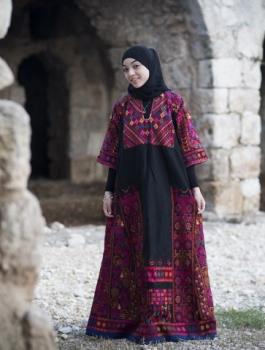 اللباس التقليدي الفلسطيني