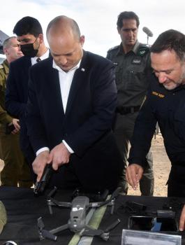 نفتالي بنيت