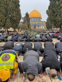 الصلاة في الاقصى
