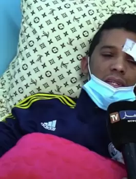 معلم فقد بصره في عينه اليمنى في الجزائر