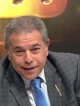 مصر وتوفيق عكاشة