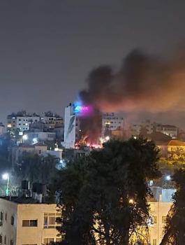 اخماد حريق مطعم في  رام الله