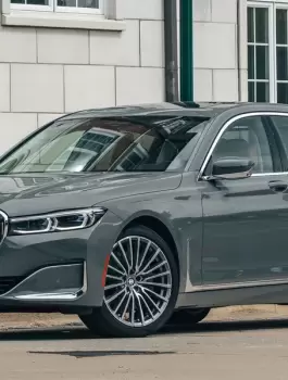 2020-bmw-750i-xdrive-116-hdr-1566180105.webp