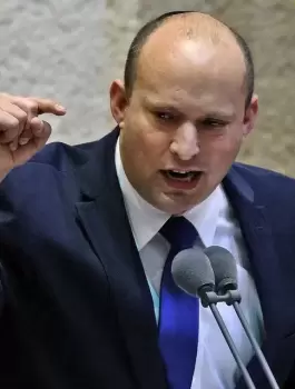 نفتالي بنيت