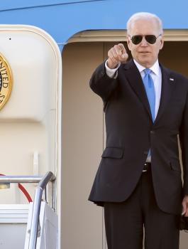 بايدن وفلسطينيين