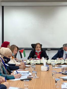 وزيرة الصحة