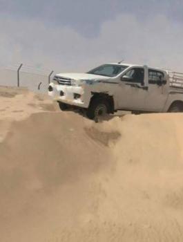 وفاة اب وابنه بعد ان علقا في رمال الصحراء في السعودية